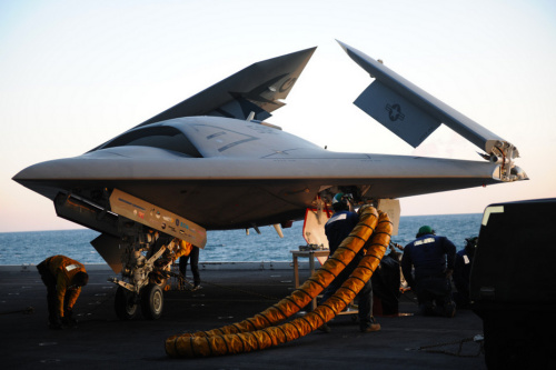 X-47B˻ںĸװ屸