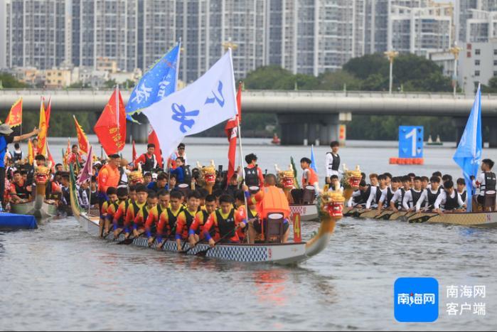 第十二届全国少数民族传统体育运动会：龙舟盛景中的文化传承与激情竞渡