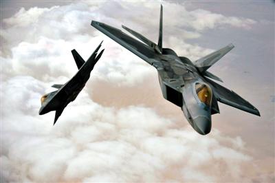 F-22ս״βսսǶԳ